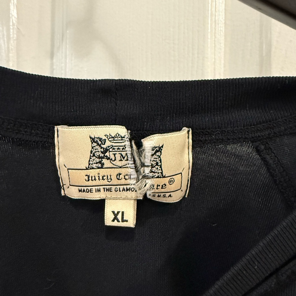 Juicy Couture Men's Black Crewneck Long Sleeve - Picture 3 of 3
